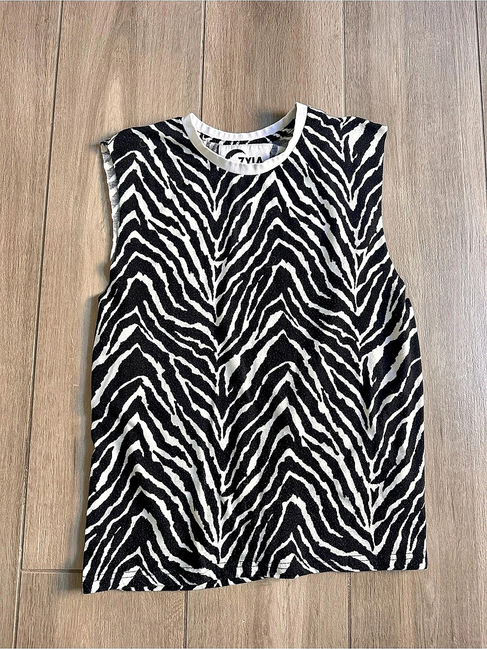 Zyia Active Safari Tank Top Black & White Medium